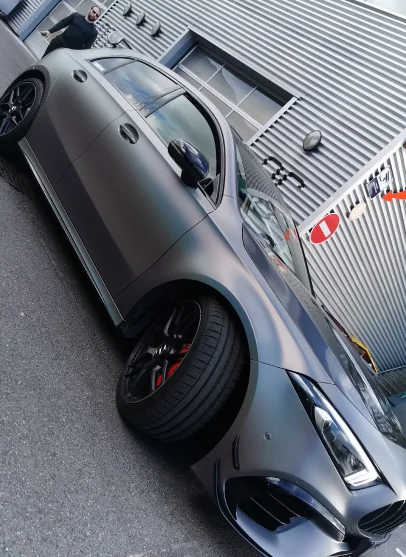 covering voiture mercedes à Chambly dans l'Oise 60